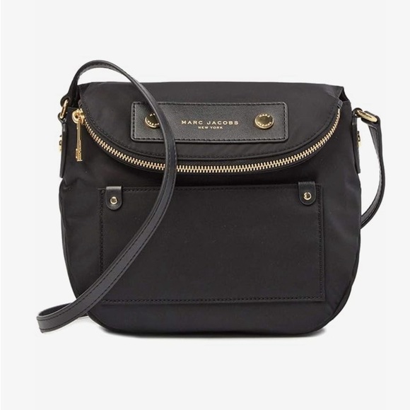 Marc Jacobs Handbags - Marc Jacobs Preppy Nylon Natasha Crossbody bag